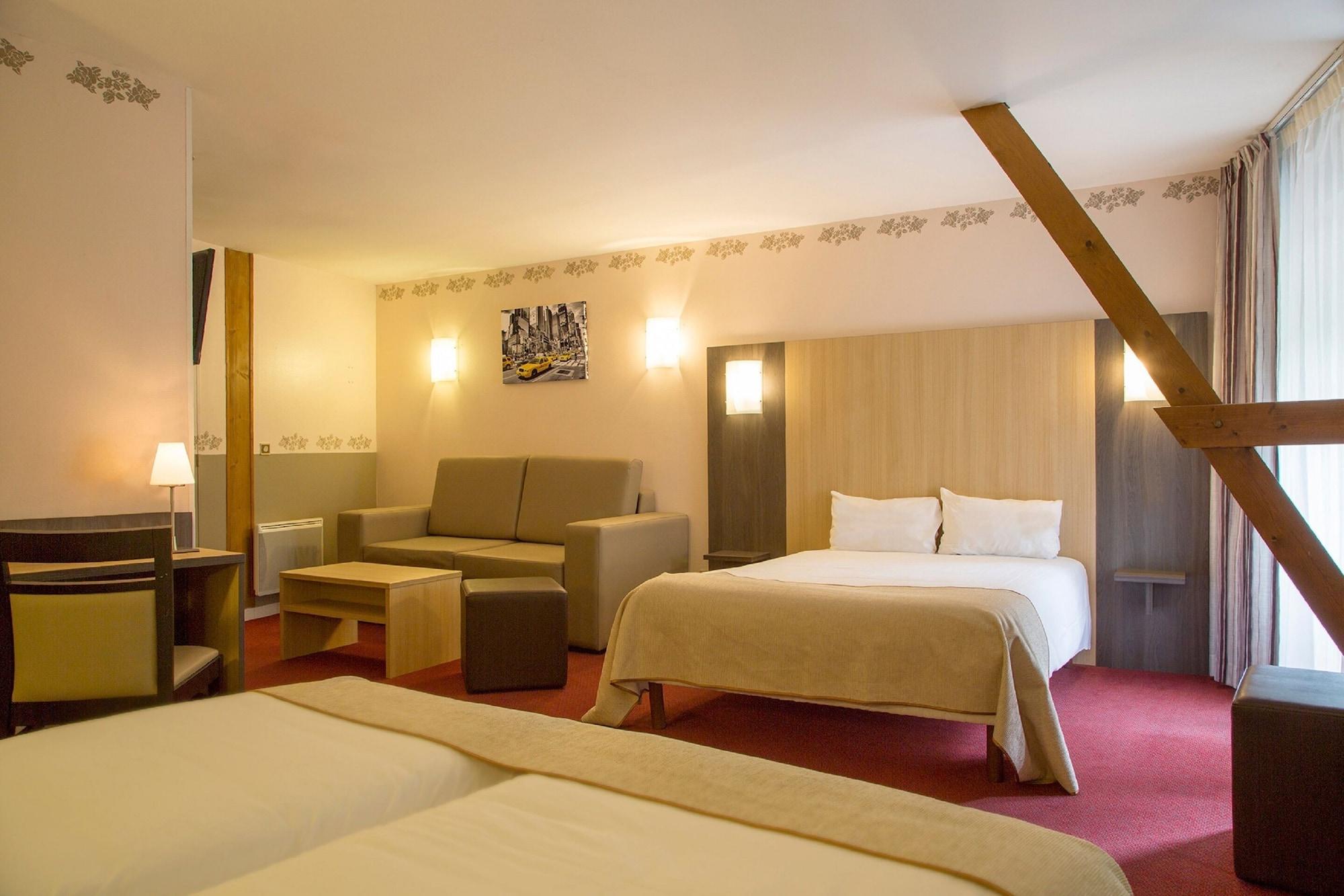 Brit Hotel Le Lion D'Or Chinon Exteriér fotografie
