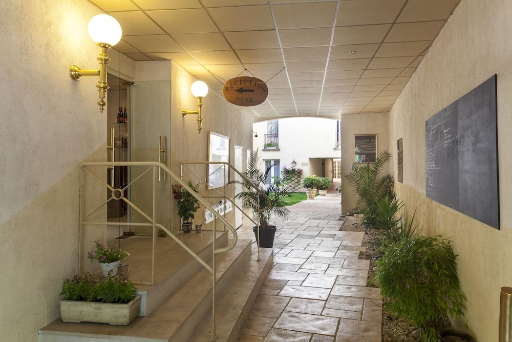 Brit Hotel Le Lion D'Or Chinon Exteriér fotografie